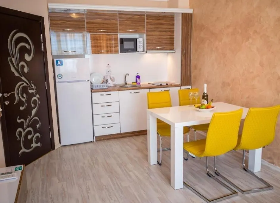 Резиденс Бахами Resort Sunny Beach